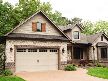 Carriage House 9405 Lexington garage door